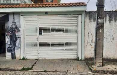 Imagem: A casa possui 1 Dormitório, 1 Banheiro, 80m² de Área e está