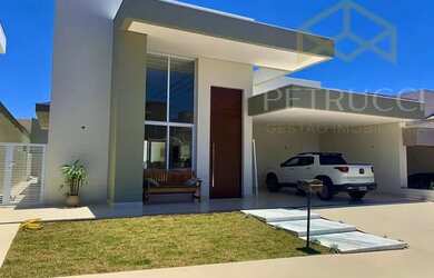 Imagem: A casa em condomínio possui 3 Dormitórios, 4 Banheiros, 4