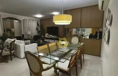 Imagem: O apartamento possui 3 Dormitórios, 4 Banheiros, 2 Vagas na