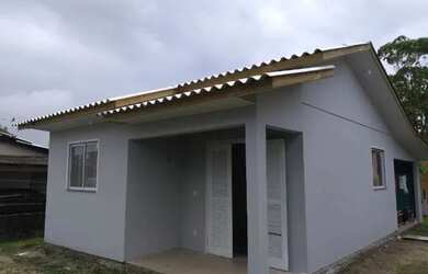 Imagem 12: Casa de alvenaria. 60m² de Área, 3 Vagas na garageme3 Dormitórios