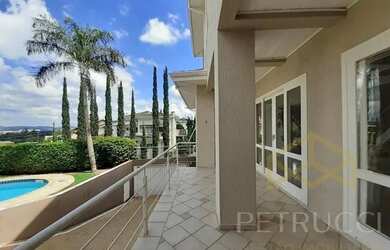 Imagem 4: Casa de esquina maravilhosa no maior terreno do condomínio