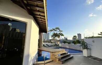 Imagem 5: A casa fica localizada em condomínio fechado em uma área nobre do Itaigara