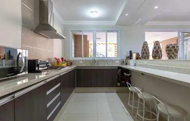 Imagem 10: Venda Casa com 298,00 m², 3 dormitório s , 4 vaga s . Swiss Park, Campinas