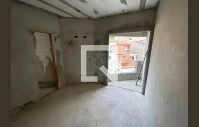 Imagem: O apartamento possui 2 Dormitórios, 1 Banheiro, 2 Vagas na