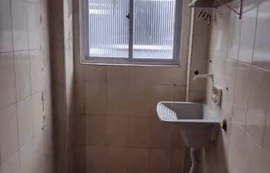 Imagem: O apartamento possui 2 Dormitórios, 1 Banheiro e está localizado