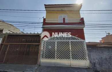 Imagem: A casa possui 3 Dormitórios, 1 Banheiro, 1 Vaga na garagem