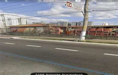 Imagem: O terreno possui 3.000m² de Área e está localizado em Vila