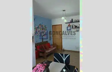 Imagem: O apartamento possui 2 Dormitórios, 2 Banheiros, 1 Vaga na