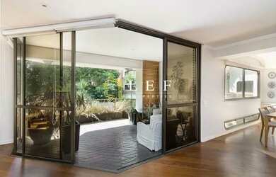 Imagem 7: Apartamento Alto Padrão. 250m² de Área, 3 Vagas na garageme4 Dormitórios