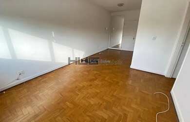 Imagem: O apartamento possui 2 Dormitórios, 2 Banheiros e 80m² de