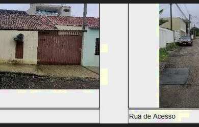 Imagem: A casa possui 2 Dormitórios, 1 Banheiro, 1 Vaga na garagem