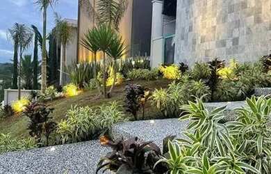 Imagem: A casa em condomínio possui 3 Dormitórios, 4 Banheiros, 420m²