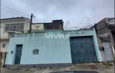 Imagem: O depósito possui 4 Vagas na garagem, 546m² de Área e está