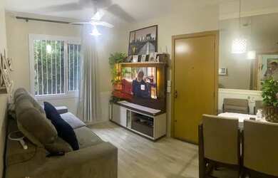 Imagem: O apartamento possui 2 Dormitórios, 1 Banheiro, 1 Vaga na garagem