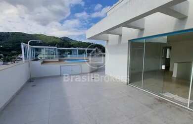 Imagem: O apartamento na cobertura possui 4 Dormitórios, 5 Banheiros