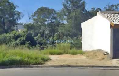 Imagem: O terreno à venda possui e está localizado em Salto, SP por