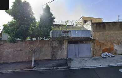 Imagem: O apartamento possui 5 Dormitórios, 5 Banheiros, 2 Vagas na