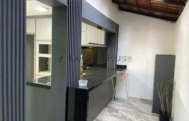 Imagem 8: Triplex de Alto Padrão com 4 Quartos à Venda no Vista Alegre Curitiba