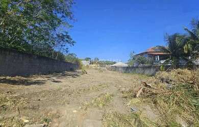 Imagem: O terreno possui 480m² de Área e está localizado em Outeiro