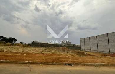 Imagem: O terreno possui 360m² de Área e está localizado em Setor