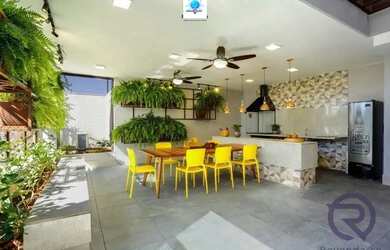 Imagem: O apartamento possui 2 Dormitórios, 1 Banheiro, 2 Vagas na