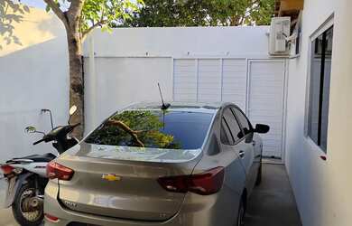 Imagem: A casa possui 4 Dormitórios, 4 Banheiros, 3 Vagas na garagem