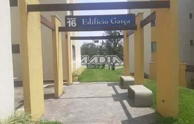 Imagem: O apartamento possui 2 Dormitórios, 1 Banheiro, 1 Vaga na garagem