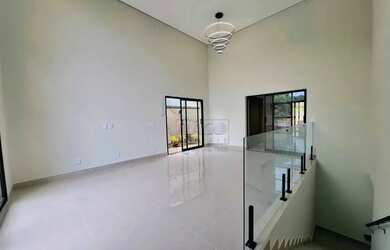 Imagem: A casa em condomínio possui 3 Dormitórios, 4 Banheiros, 5