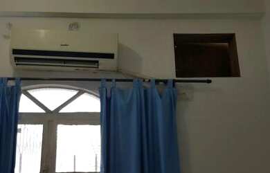 Imagem: A kitnet possui 1 Dormitório, 1 Vaga na garagem, 25m² de Área