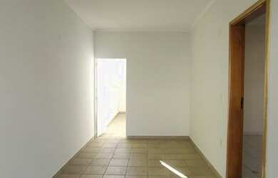 Imagem 1: CASA COM 02 DORMS, AO LADO DE SUPERMERCADOS, CENTRO ESPORTIVO