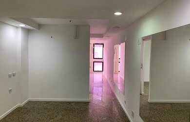 Imagem: O depósito possui 1 Vaga na garagem, 38m² de Área e está