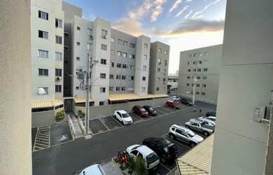 Imagem: O apartamento possui 2 Dormitórios, 2 Banheiros, 1 Vaga na