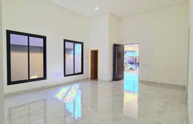 Imagem 6: Belíssima casa no Portal do Sol Green -4 suítes plenas -Valor R$ 2.050.000,00