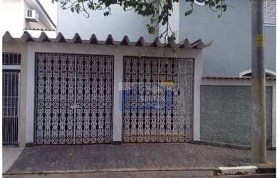 Imagem: A casa possui 3 Dormitórios, 3 Banheiros, 2 Vagas na garagem