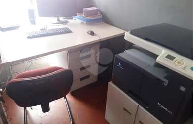 Imagem 9: Casa em Brás de Pina. Varanda, 262m² de Área, 1 Vaga na garageme1 Dormitório