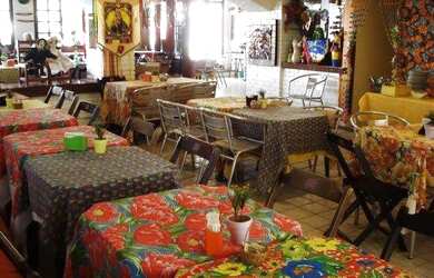 Imagem: O depósito possui 5 Vagas na garagem e está localizado em