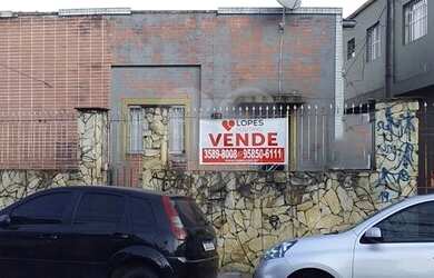 Imagem: A casa possui 5 Dormitórios, 5 Banheiros, 573m² de Área e