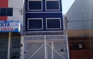 Imagem: O apartamento possui 2 Dormitórios, 1 Banheiro, 4 Vagas na