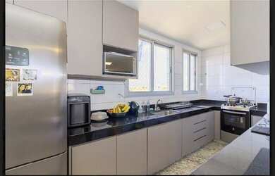 Imagem: O apartamento na cobertura possui 3 Dormitórios, 2 Banheiros