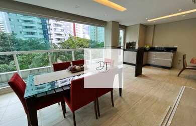 Imagem: O apartamento possui 3 Dormitórios, 4 Banheiros, 2 Vagas na