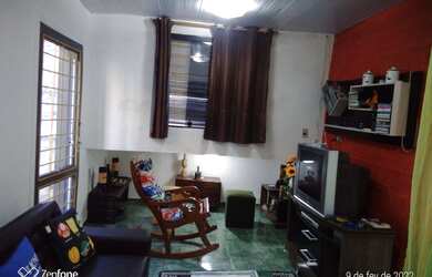 Imagem: A casa possui 2 Dormitórios, 1 Banheiro, 120m² de Área e