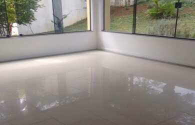 Imagem 15: CASA A VENDA EM ARUJÁ. Piscina, Churrasqueira, VarandaeGuarda roupa