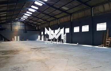 Imagem: O depósito possui 2.200m² de Área e está localizado em