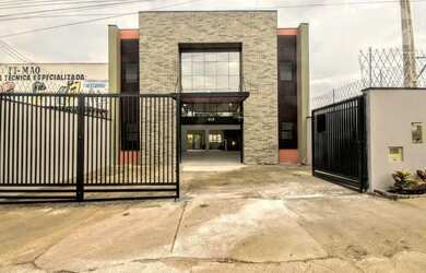 Imagem: O depósito possui 4 Vagas na garagem, 500m² de Área, Imóvel