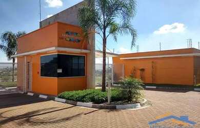 Imagem: O terreno possui 501m² de Área e está localizado em Quintas