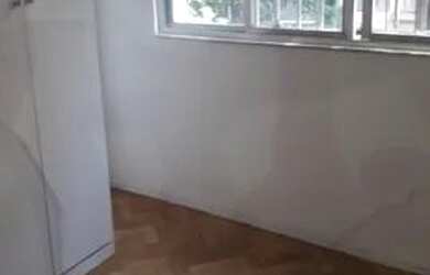 Imagem 6: Sala 2 quartos com dep. proximo ao metro