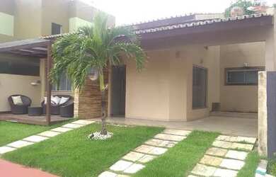 Imagem: A casa em condomínio possui 2 Dormitórios, 2 Banheiros, 2