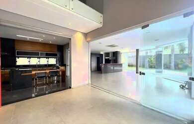 Imagem 7: Sobrado espetacular a venda no Condominio Damha V