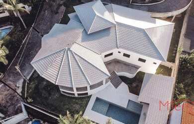 Imagem: A casa em condomínio possui 4 Dormitórios, 5 Banheiros, 5