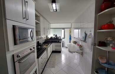 Imagem 13: Boqueirão Próximo ao Mar Linda Sacada Raridade No Mercado Lazer Completo Venha Conhecer